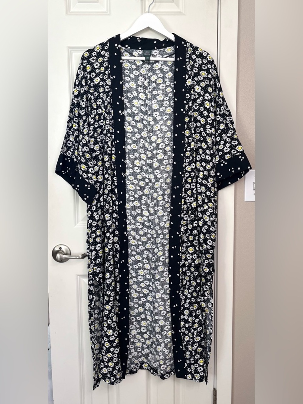 Wild Fable Daisy Kimono Duster NWOT
